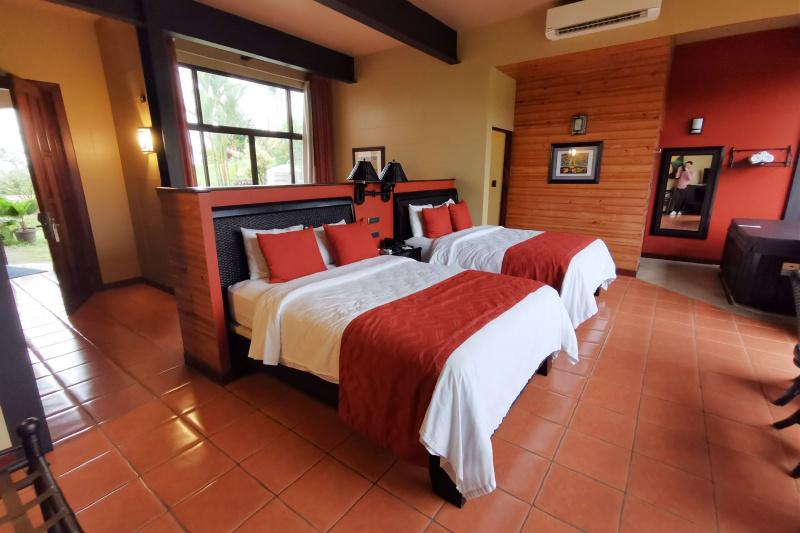 Accessible Suite Two Queen Beds, Volcano and Garden View