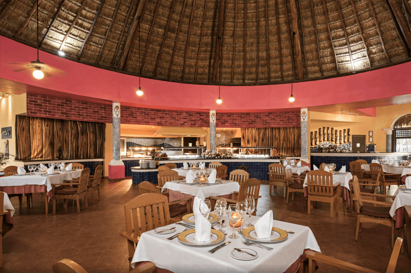 El Puerto Steak House and Buffet station with bohemian decor and tables at an accessible height
