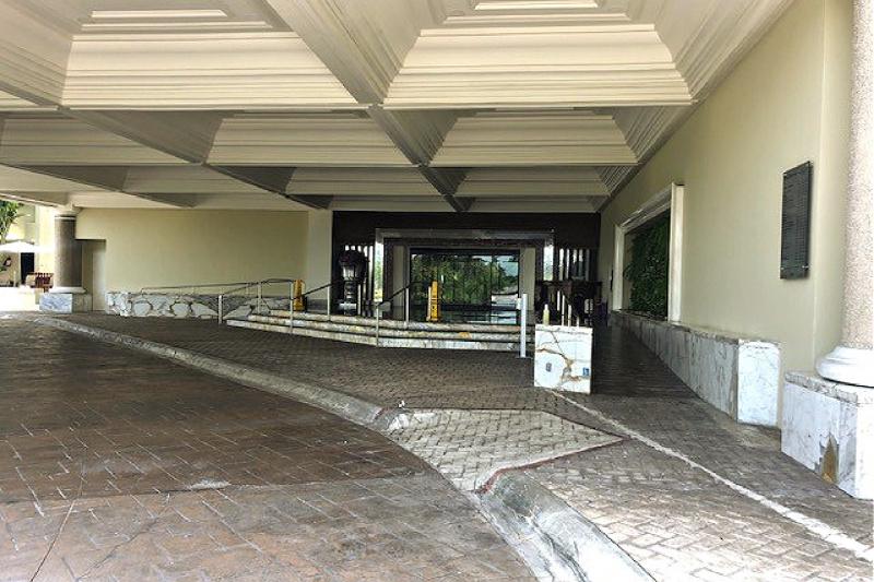 Hotel entrance with ramp