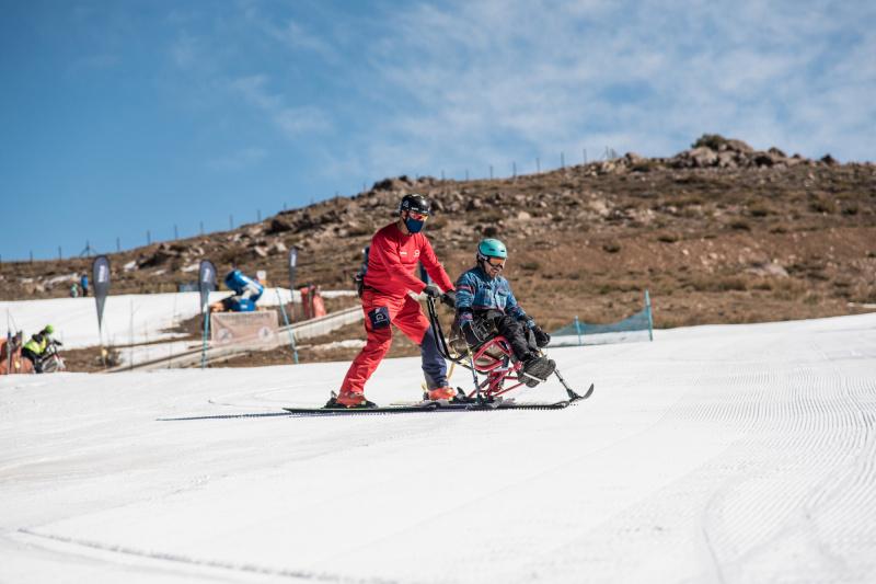 Adaptive ski classes in action